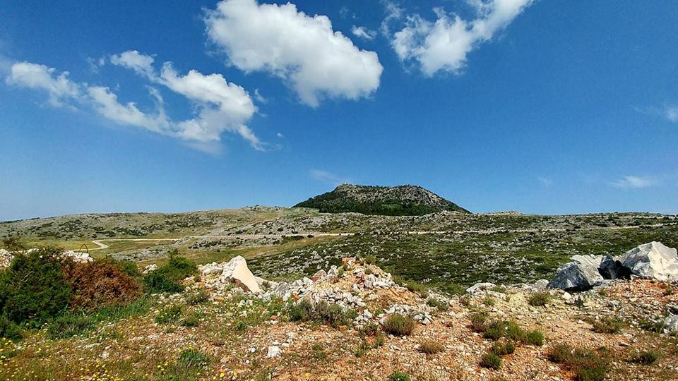Excursión a las canteras contemporáneas del cerro de las Chozas.
